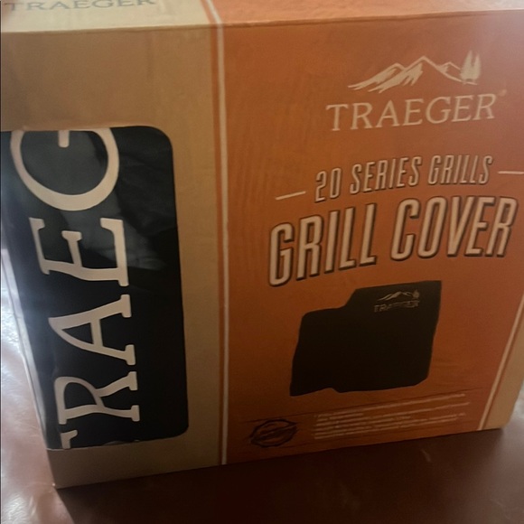 Traeger Black Grill Cover for 20 Series - Picture 6 of 6